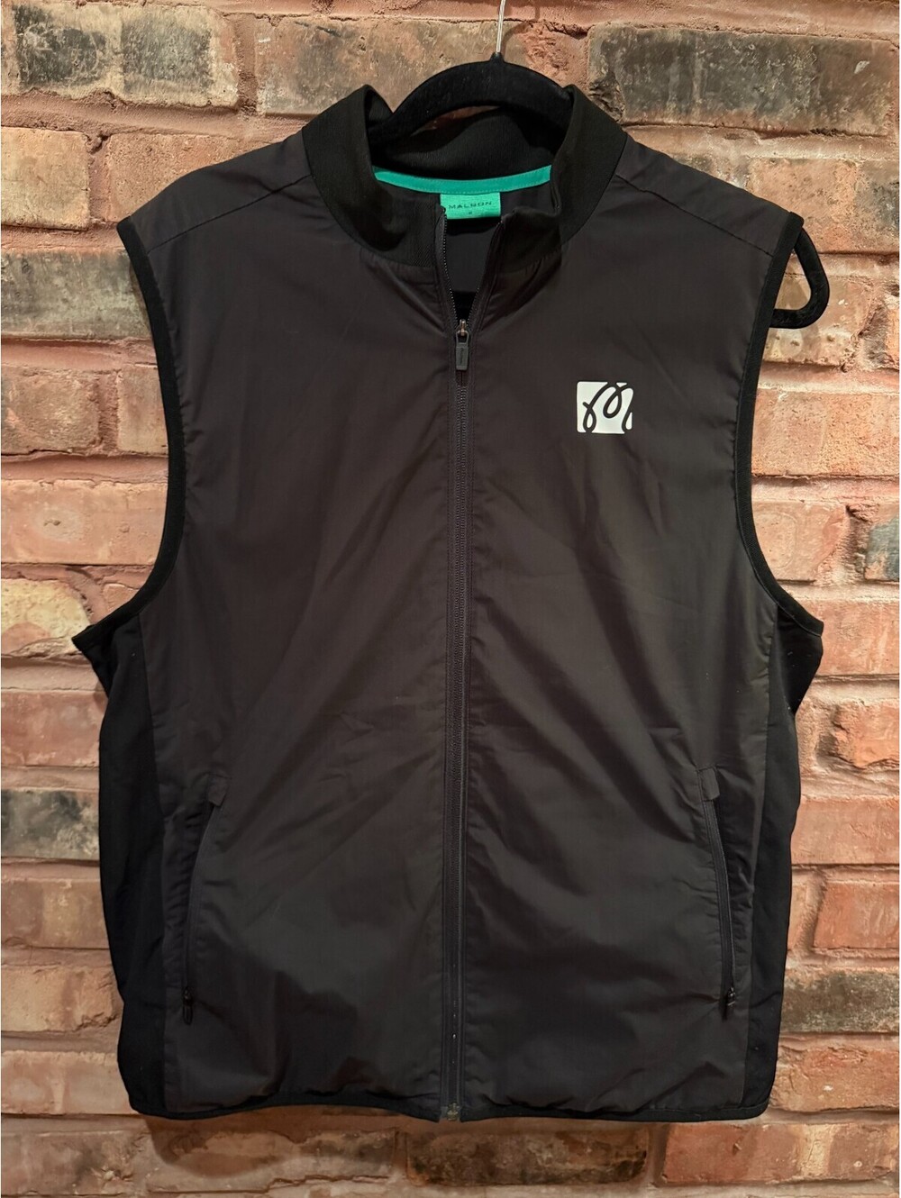 Malbon Golf Performance Ribbed Panel Vest Men’s Medium Black Technical Script